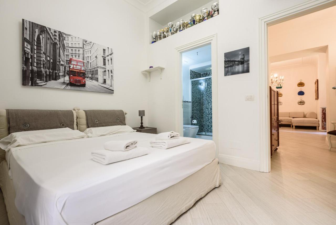 Palazzo Dello Spagnolo Suite Napels Buitenkant foto