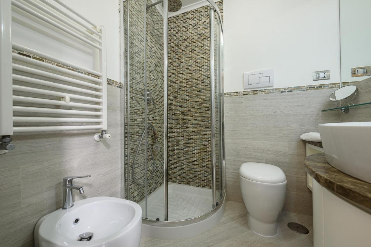 Palazzo Dello Spagnolo Suite Napels Buitenkant foto